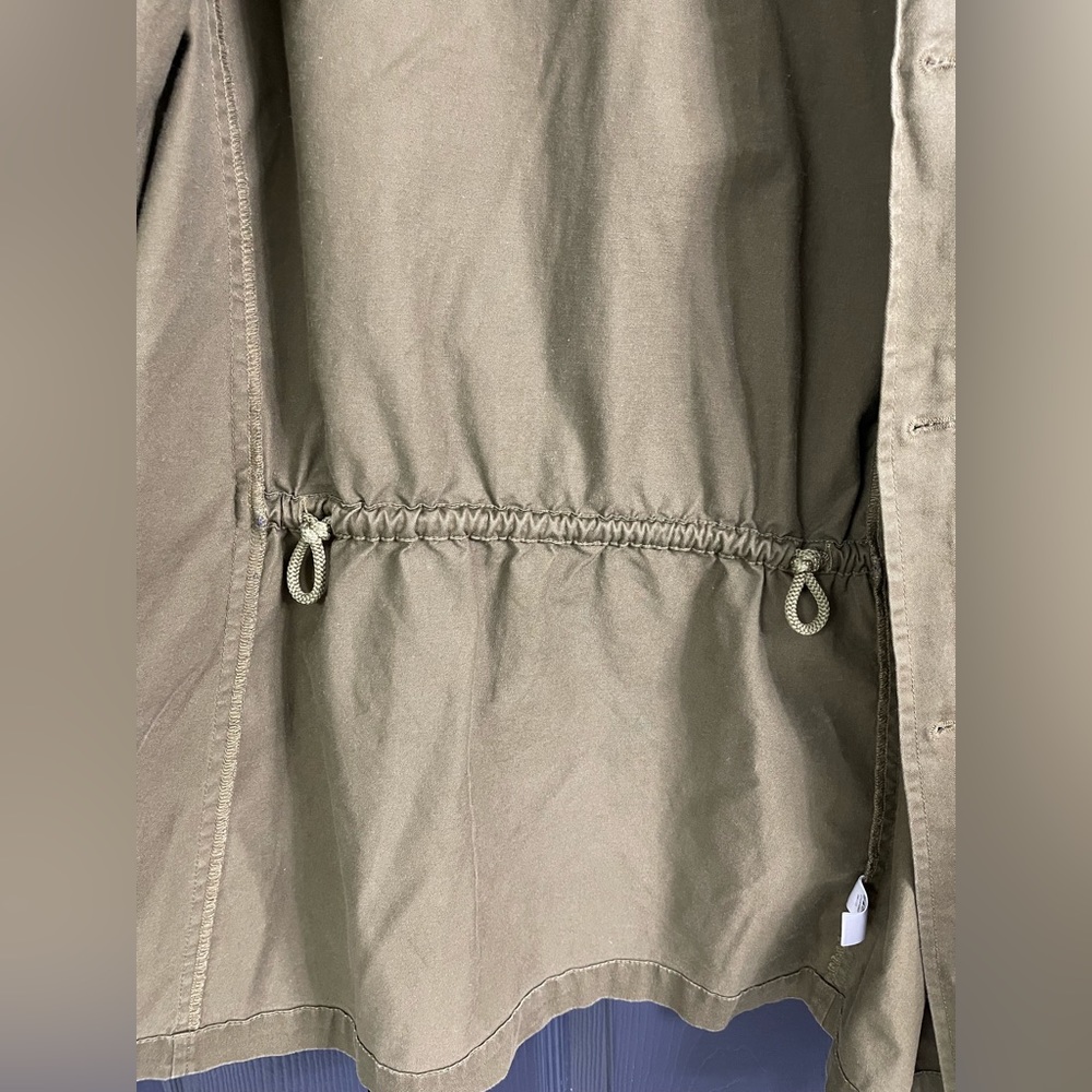 CECE by CYNTHIA STEFFE ARMY GREEN HOODED ANORAK W/ BUTTERFLY EMBROIDERY Sz 14 - Picture 4 of 8